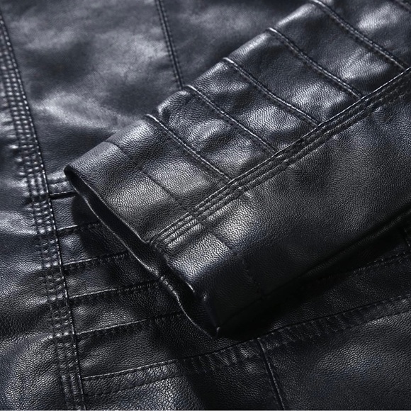 New w/o Tags Tanming Woman’s Removable Hooded Faux Leather Jacket - Picture 6 of 7